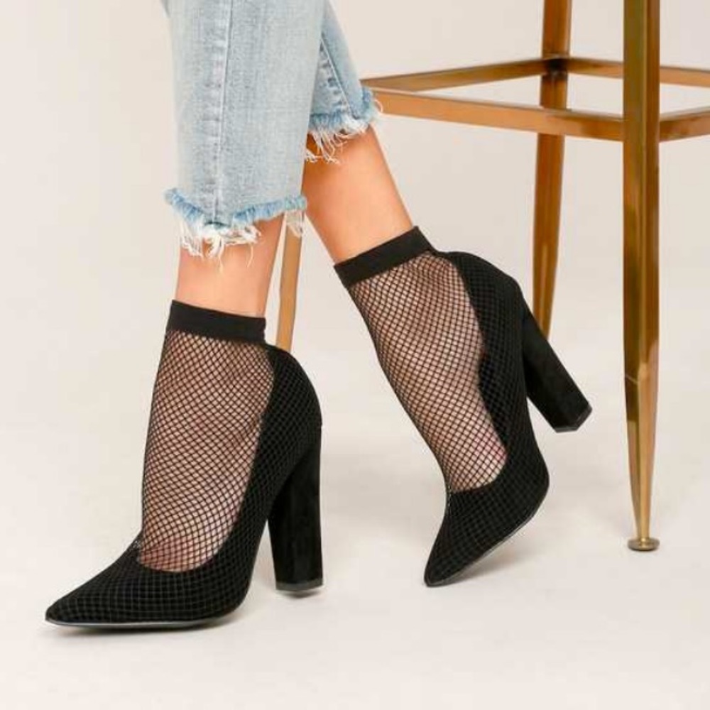 Shoe RepublicLA Pointy Toe Pump-Fishnet Stocking